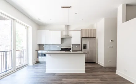 4453_north_hazel_506_chicago_uptown_unit_photo_1