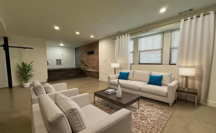 1e_living_room_stage