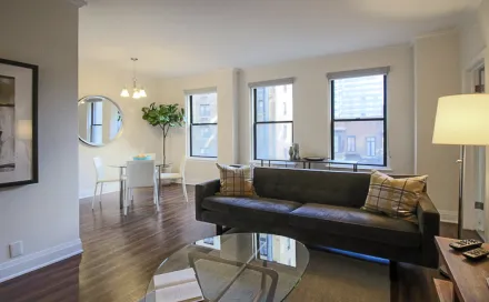 seneca_larger_1_bed_livingroom