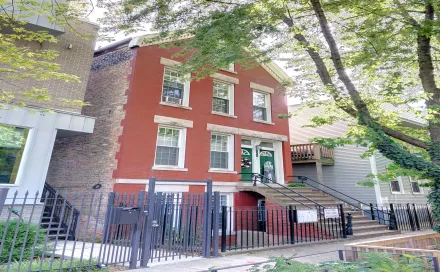 01_-_1737-ch_ad_photo