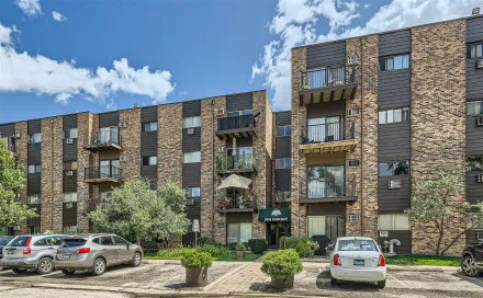 8936_n_parkside_ave_311_-_mls_sized_-_000_-_01_exterior_front