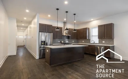 1836_south_carpenter_1f_chicago_pilsen_unit_photo_1