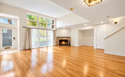 4934g_living_room