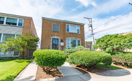 5254_1747950998_1747928772-2023_7_18_2745_W_Gregory_Unit_1_MLS_ONLY_1.jpg