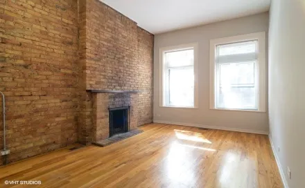 2300 North Clark Apartments 2-1594487834