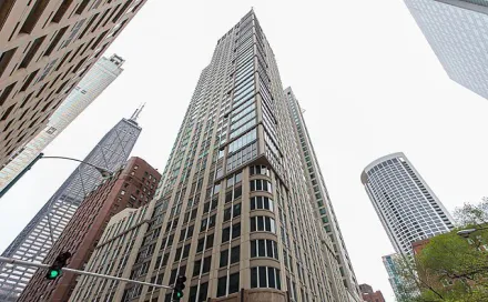 57 E DELAWARE PLACE FRONT DU BUILDING 