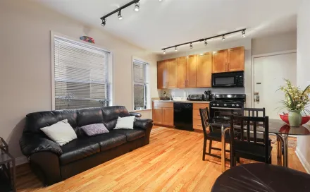 614 W Kitchen and living room