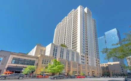 Michigan Tower II Apartments-1603567520