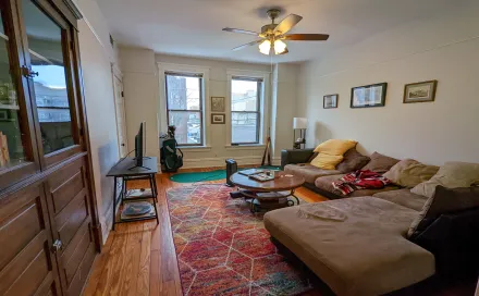 1_1615-2_living_room