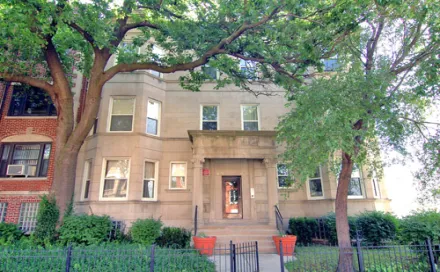 6231woodlawn-exterior