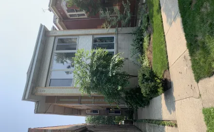 thorndale_building_front_with_garden