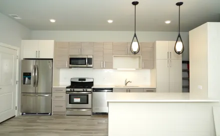 1675891718-1.jpegthumbnail