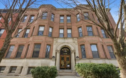 17754999337-1_-_exterior_1.jpgthumbnail