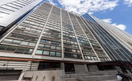 17761197674-1_-_exterior.jpegthumbnail