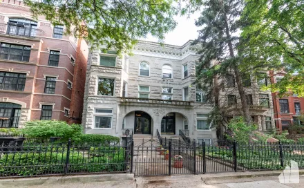 17769019384-2023_6_6_649_W_Wrightwood_Unit_3F_1.jpgthumbnail