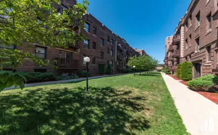 storage-googleapis-images-17817052875-2022_7_20_3036_N_Halsted_2Bed_5.jpgthumbnail