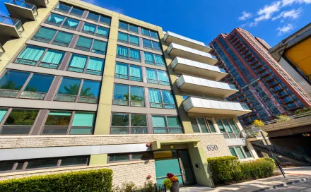 storage-googleapis-images-17915219259-Modern_Condo_Facade_at_650.pngthumbnail