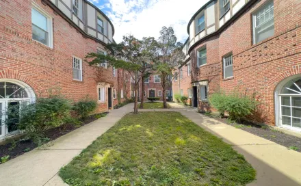 urbanabodes-photos-40427-A.jpgthumbnail