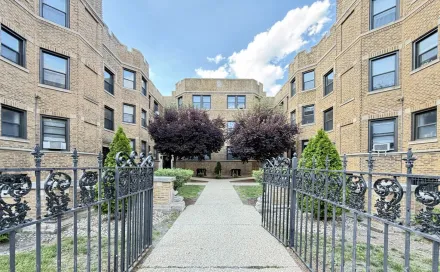 urbanabodes-photos-56363-A.jpgthumbnail