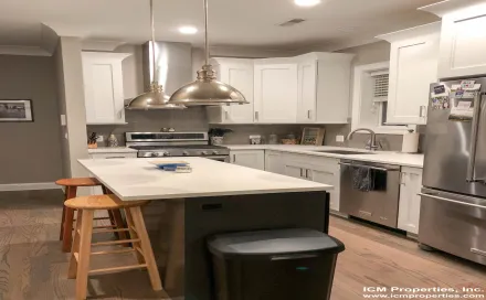 7996W5fc9412b4bf64.jpgthumbnail