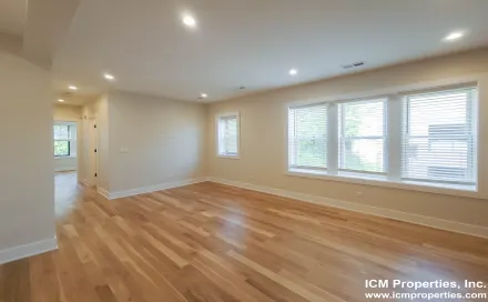 7996W64cd4de5560e0.jpgthumbnail