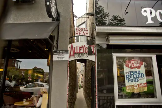 Alleycat Comics entrance on N Clark St in Andersonville Chicago