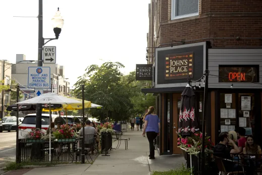 Johns Place restaurant outdoor patio seating in Roscoe Village Chicago