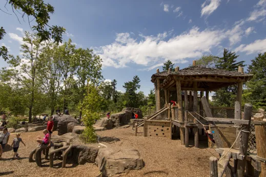 kids playing at Bison's Bluff in Schaumburg, Illinois