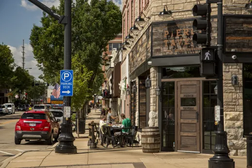 People_eating_red_car_parking _Downers_grove-gallery(6)