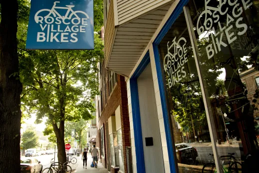 Roscoe Village Bikes shop front entrance in Roscoe Village Chicago