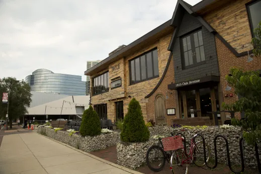 Smylie Brothers Brewing entrance in Evanston, Illinois