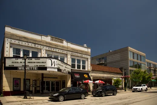 Theater metropolitan block atc parked cars Wilmette