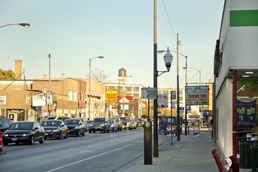 busy commercial street with traffic in Hermosa Chicago