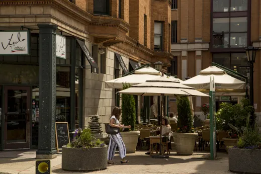 Vicolo Trattoria entrance woman walking outside patio Oak Park