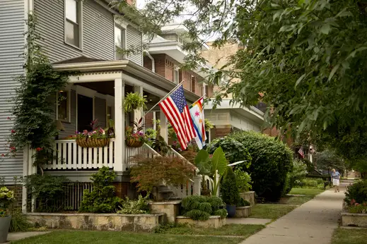 Apartment front on street in Andersonville Chicago