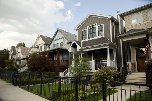 New construction single family home and front yards in St. Ben's Chicago