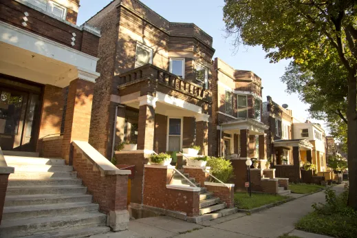 Vintage Chicago two flat apartments in Woodlawn Chicago