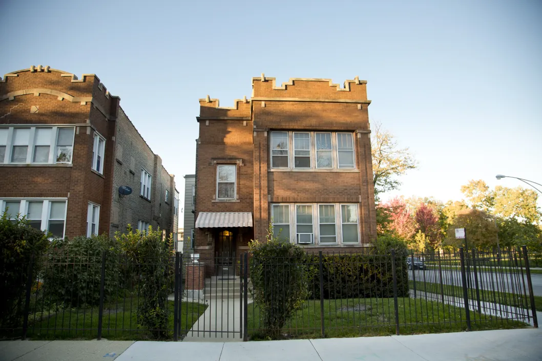 Hermosa Chicago Apartments For Rent Domu