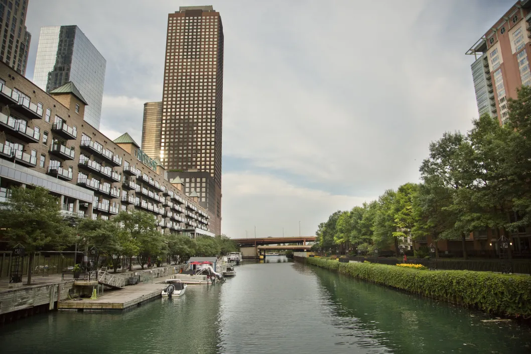 Lofts at River East apartments and Ogden Slip in Streeterville Chicago