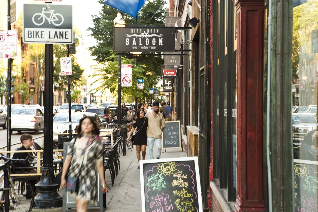 Bars, restaurants, and local businesses on N Milwaukee Ave in Wicker Park Chicago