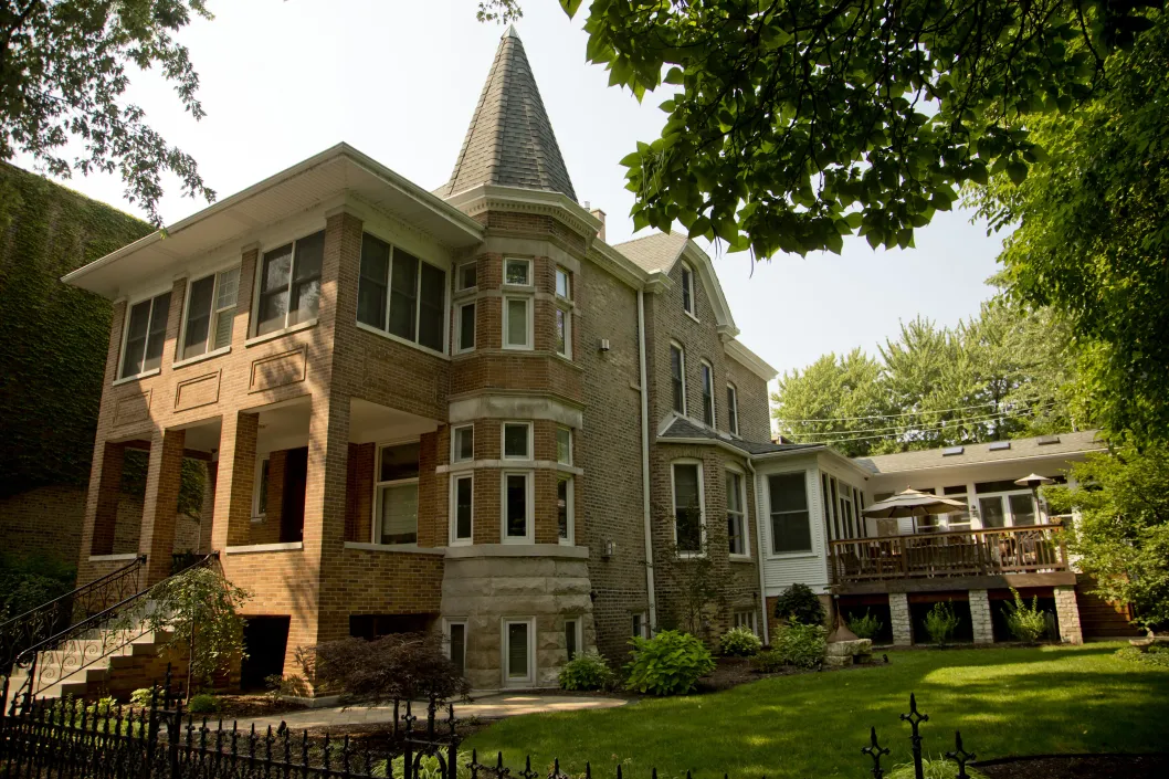 Side yard of historic brick home in Lakewood Balmoral