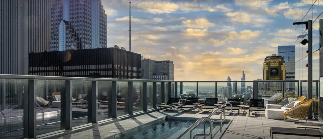 Chicago Apartments For Rent with Pool Access