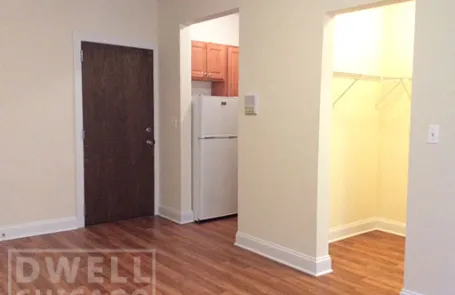 Studio Humboldt Park Apartment