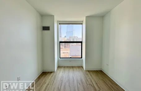 2 Bedroom West Loop Apartment