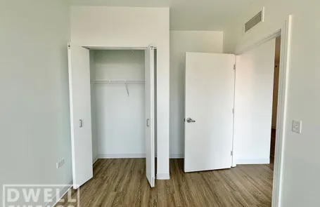 2 Bedroom West Loop Apartment
