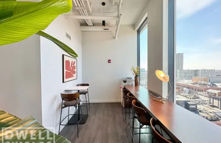 2 Bedroom West Loop Apartment