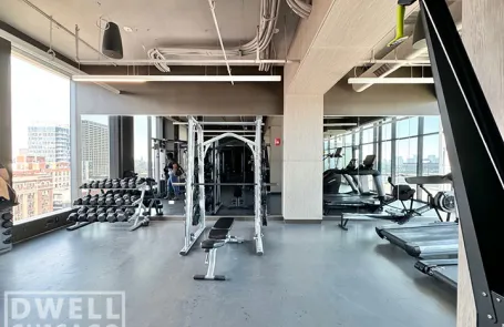 2 Bedroom West Loop Apartment