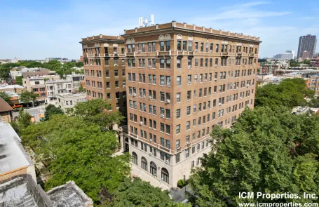 Studio Lakeview Apartment