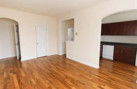 Studio Ravenswood Apartment