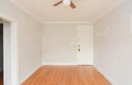 Studio Ravenswood Apartment